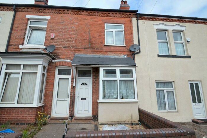 3 Bedroom House To Rent In Winnie Road, Birmingham, B29