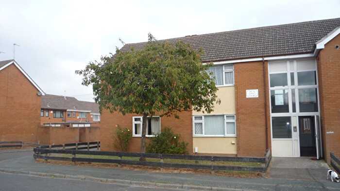 2 Bedroom Flat To Rent In Croft Court, Ludlow Drive, Ellesmere Port, CH65