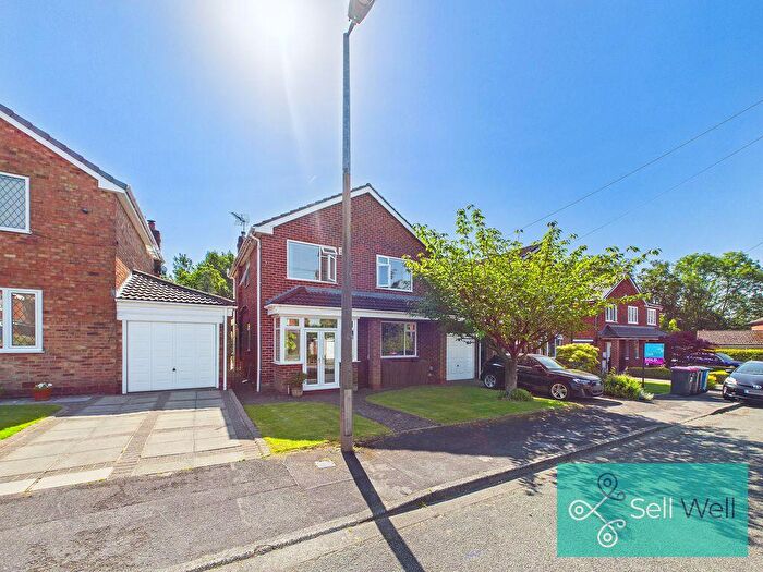 4 Bedroom Detached House For Sale In Ladybridge Avenue Worsley, M28