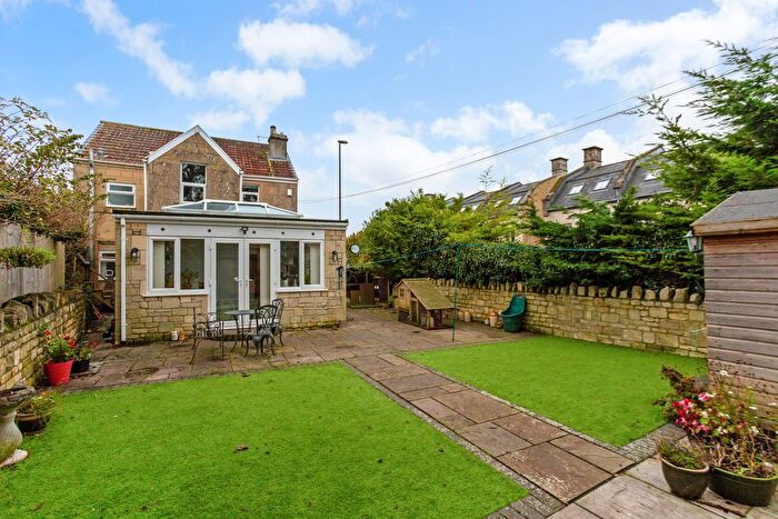4 Bedroom Detached House For Sale In Whiteway Road, Bath, BA2