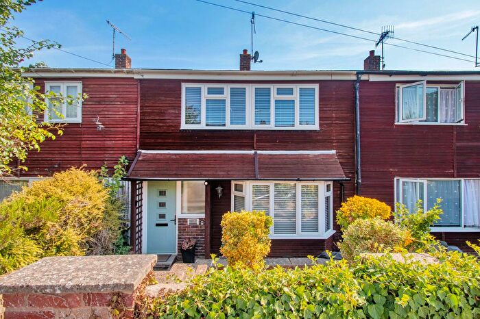 3 Bedroom Terraced House For Sale In Cedar Drive, Edenbridge, TN8