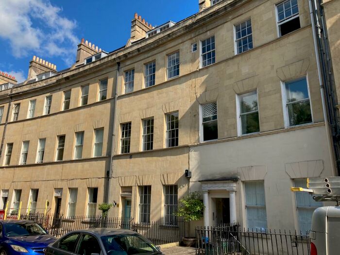 2 Bedroom Property To Rent In Bath, BA1