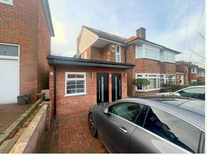 1 Bedroom Apartment To Rent In Wolmer Gardens, Edgware, HA8