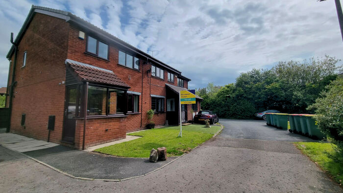 3 Bedroom Semi-Detached House To Rent In Deborah Avenue, Fulwood, PR2