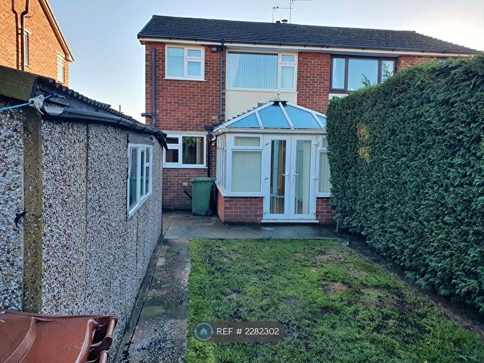 3 Bedroom Semi-Detached House To Rent In Beaumont Street, Stanley, Wakefield, WF3
