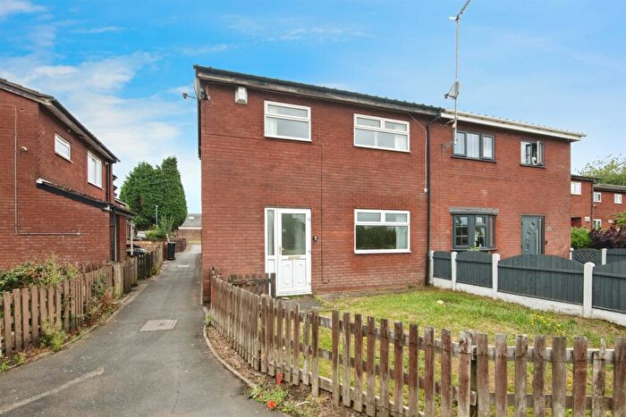 2 Bedroom Semi-Detached House For Sale In Mills Walk, Tipton, DY4