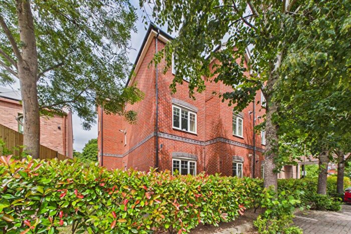 1 Bedroom Flat To Rent In Ashdene Gardens, Reading, Berkshire, RG30