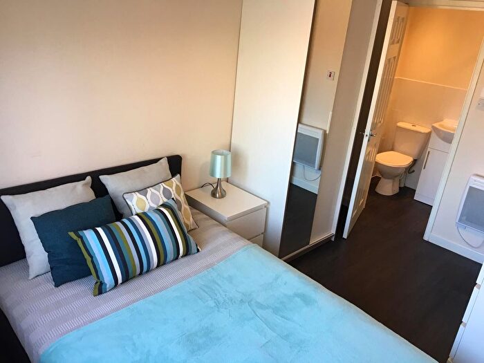 1 Bedroom Flat To Rent In The Avenue, Stoke-On-Trent, ST7