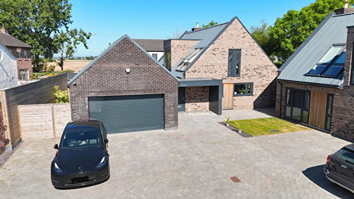 5 Bedroom Detached House For Sale In North Moor Villas, Halsall, L39