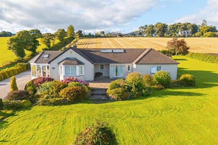 4 Bedroom Detached Bungalow For Sale In Methven, Perth, PH1