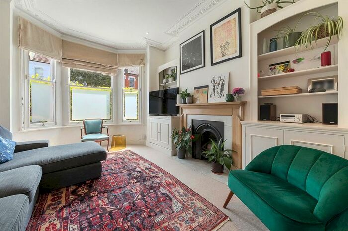 5 Bedroom Terraced House To Rent In Bramfield Road, SW11