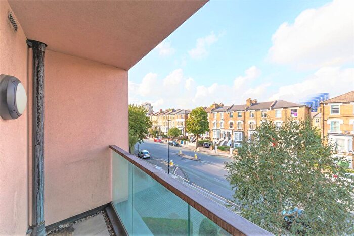 1 Bedroom Flat To Rent In Drayton Park, Terrace Apartments, N5