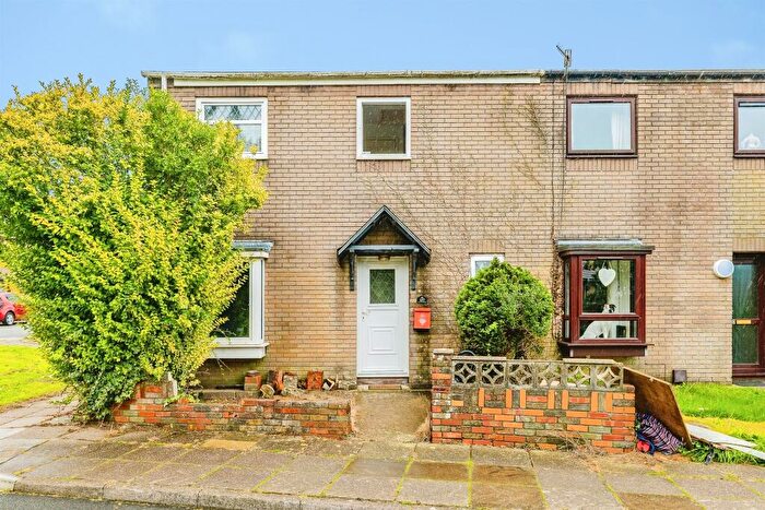 3 Bedroom Semi-Detached House For Sale In Jubilee Crescent, Sarn, Bridgend, CF32