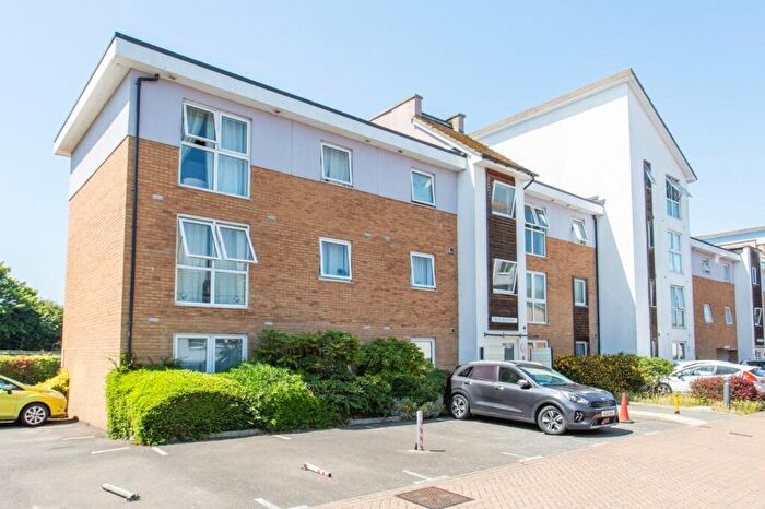 2 Bedroom Flat To Rent In Belon Drive, Whitstable, Kent, CT5