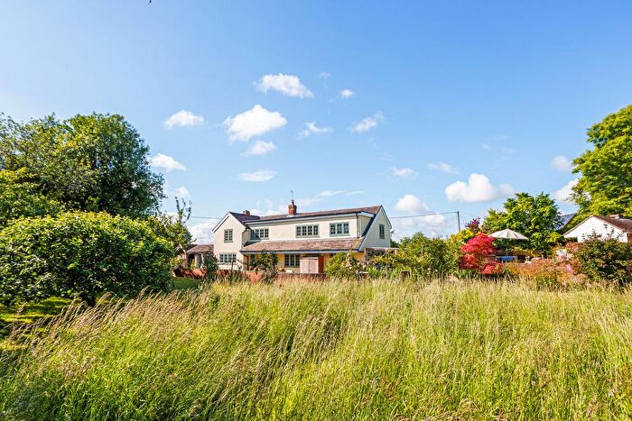 5 Bedroom Detached House For Sale In Fieldside, East Hagbourne, OX11