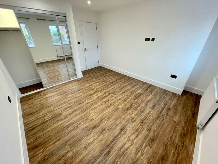 2 Bedroom Apartment To Rent In Castle Street, Luton, LU1