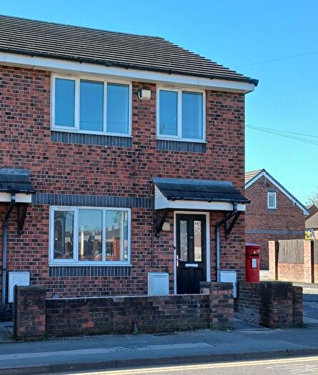 3 Bedroom End Of Terrace House To Rent In Brooke Street, Chorley, Lancashire, PR6