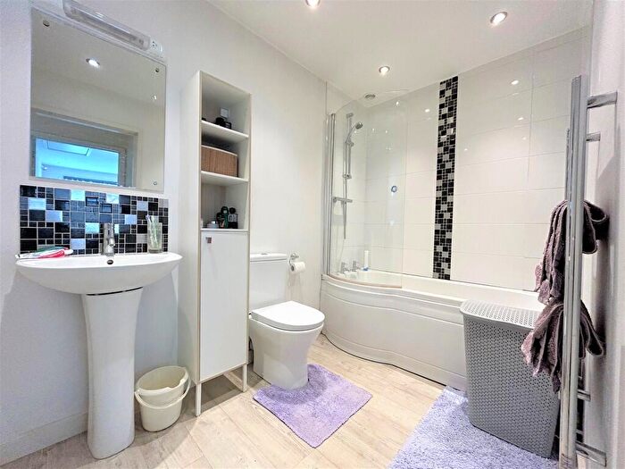 1 Bedroom Apartment To Rent In Cinderford Apartments, Cinderford Close, Bristol, BS10