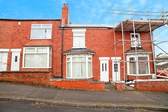 2 Bedroom Terraced House For Sale In Pheasant Hill, Mansfield, Nottinghamshire, NG19
