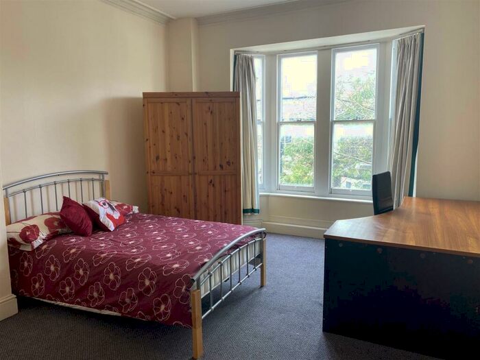 4 Bedroom House To Rent In Room, A Mill Road, Cambridge, CB1