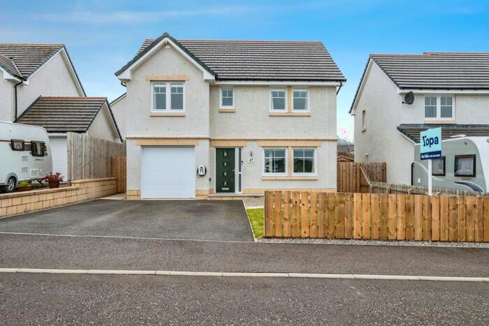 4 Bedroom Detached House For Sale In Macrae Park, Muir Of Ord, IV6