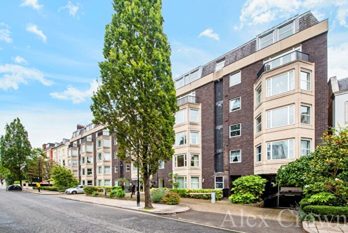 3 Bedroom Apartment To Rent In Marlborough Place, St Johns Wood, NW8