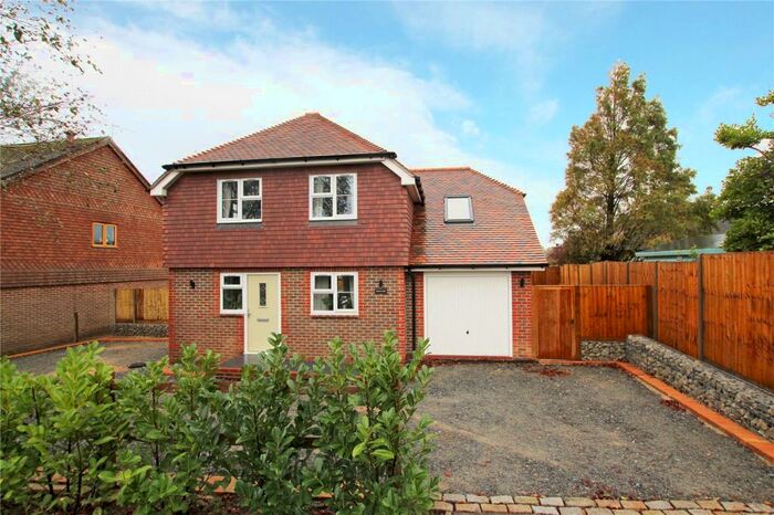 3 Bedroom Detached House To Rent In London Road, Ashington, West Sussex, RH20