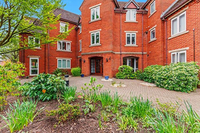 2 Bedroom Flat For Sale In Alcester Road, Scholars Court Alcester Road, CV37