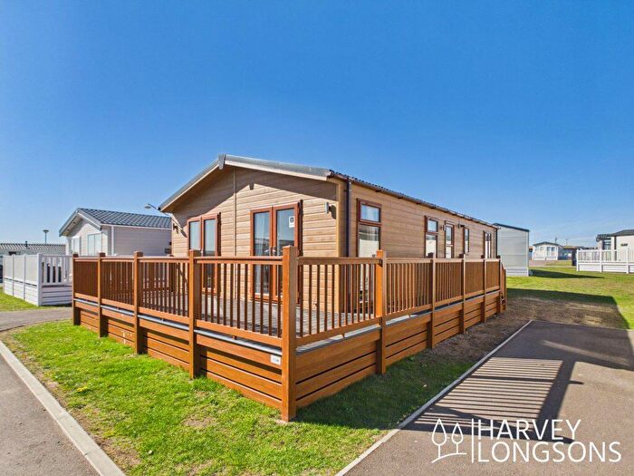 3 Bedroom Park Home For Sale In Lossiemouth Holiday Park, IV31