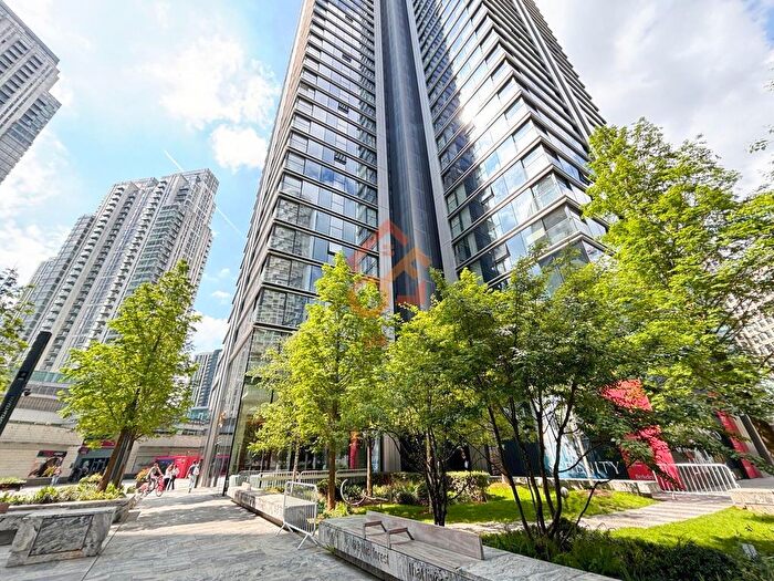 Garage / Parking To Rent In Underground Secure Car Parking, South Quay Plaza, London, E14