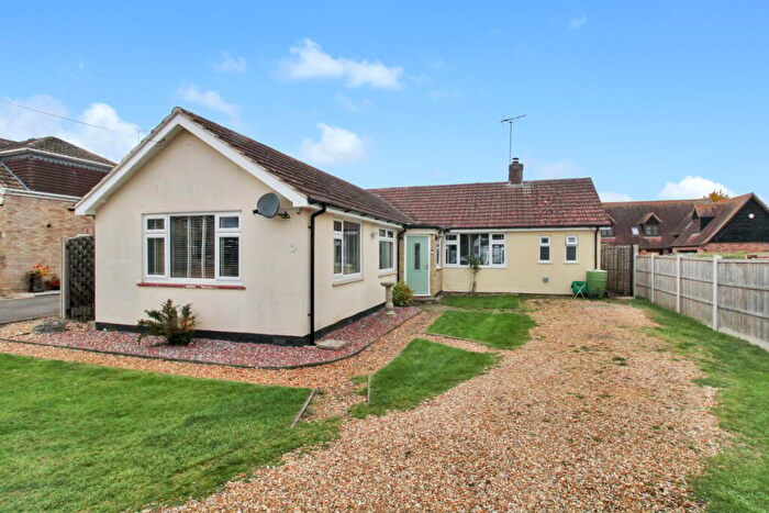 4 Bedroom Detached Bungalow For Sale In Newbury Lane, Silsoe, MK45