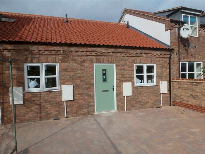 1 Bedroom Chalet To Rent In Hungate Road, Emneth, Wisbech, PE14