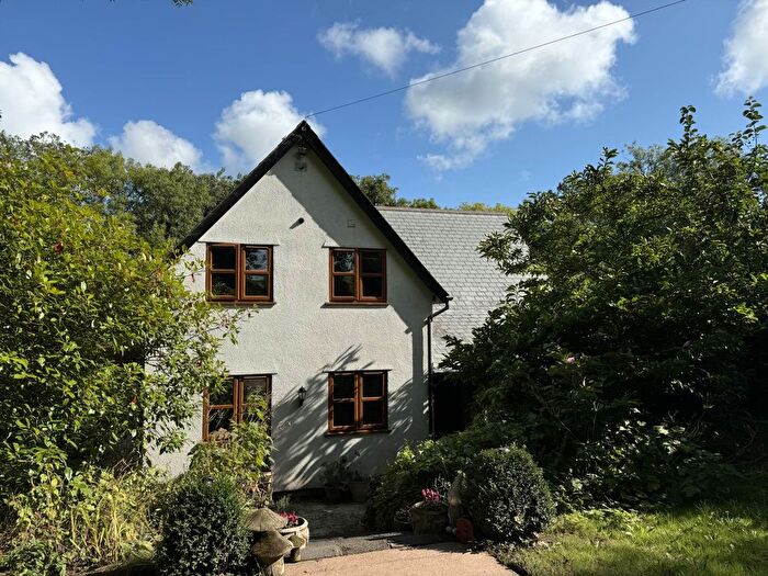 5 Bedroom Semi-Detached House To Rent In Farringdon, Exeter, EX5