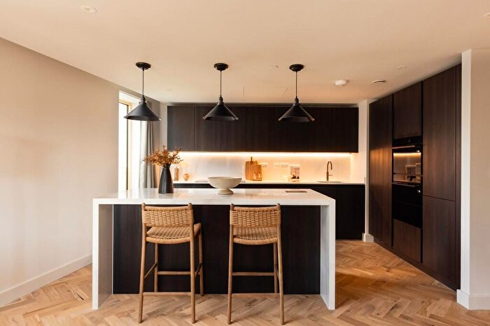 3 Bedroom Penthouse To Rent In Embassy Boulevard, Nine Elms, SW11