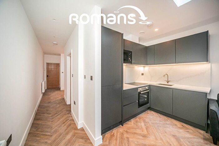 Studio To Rent In Market Place, Reading, Berkshire, RG1
