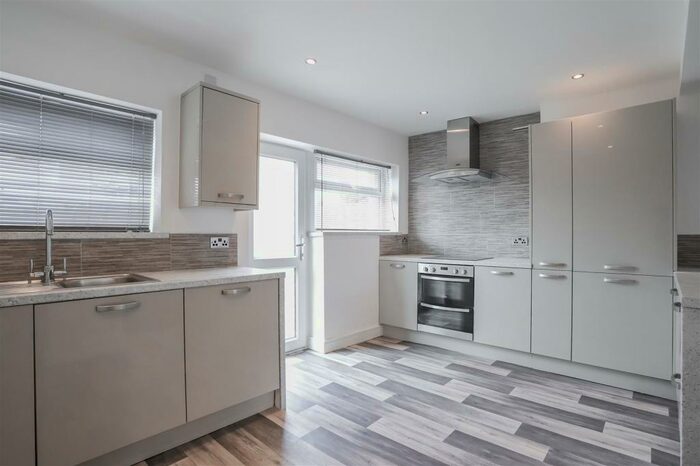 3 Bedroom Terraced House To Rent In Helmshore Road, Haslingden, BB4