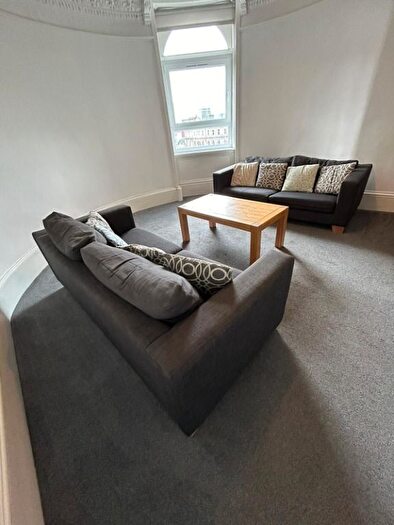 4 Bedroom Flat To Rent In Commercial Street, City Centre, Dundee, DD1