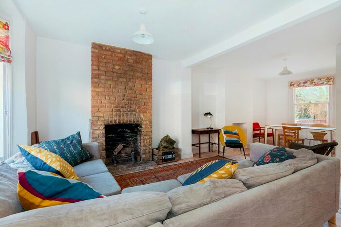 3 Bedroom Terraced House To Rent In Benn Street, London, E9