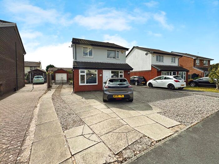3 Bedroom Detached House For Sale In Frobisher Drive, Lytham St. Annes, Lancashire, FY8