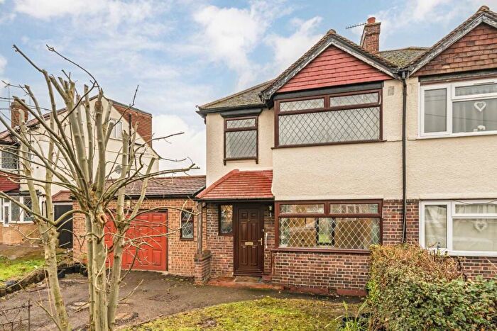 3 Bedroom House To Rent In Green Lane, New Malden, KT3