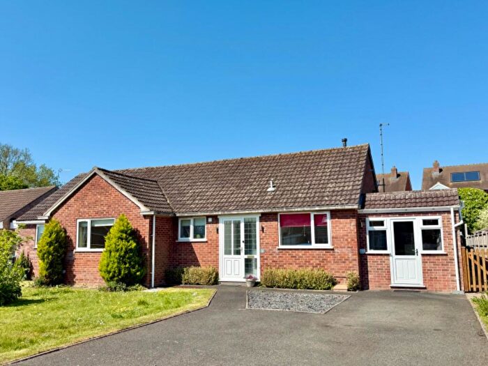 3 Bedroom Detached Bungalow For Sale In Swanfold, Wilmcote, Stratford Upon Avon, CV37