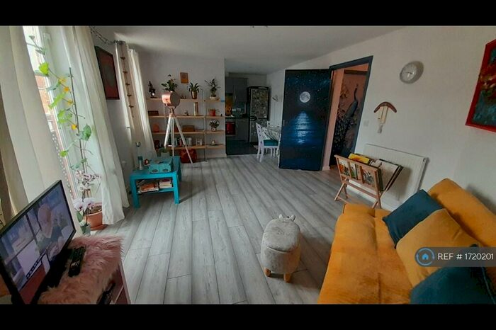 2 Bedroom Flat To Rent In Sanderson Villas, Gateshead, NE8