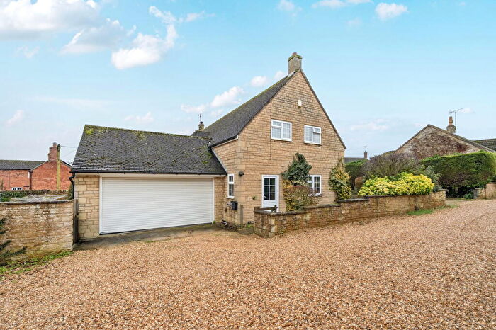 4 Bedroom Detached House For Sale In Wrendyke Close, Morcott, LE15