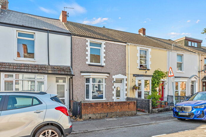 3 Bedroom Terraced House For Sale In St. Helens Avenue, Swansea, SA1