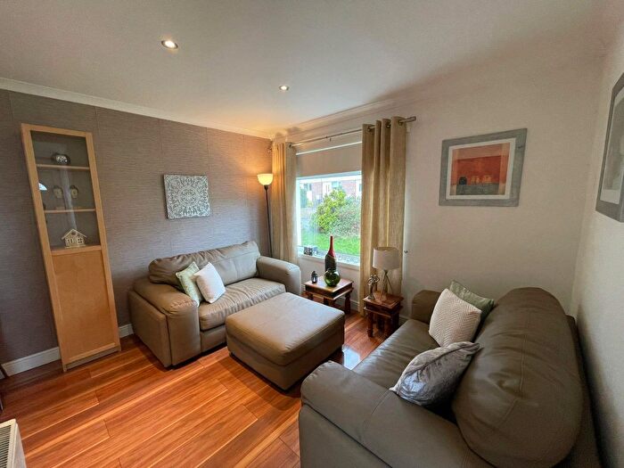 1 Bedroom End Of Terrace House To Rent In Howden Hall Court, Edinburgh, EH16