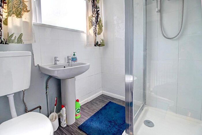 3 Bedroom End Of Terrace House For Sale In Culver Road, Basingstoke, RG21