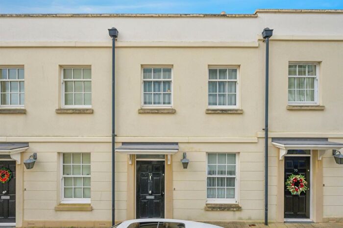 2 Bedroom Terraced House For Sale In Discovery Road, Plymouth, PL1