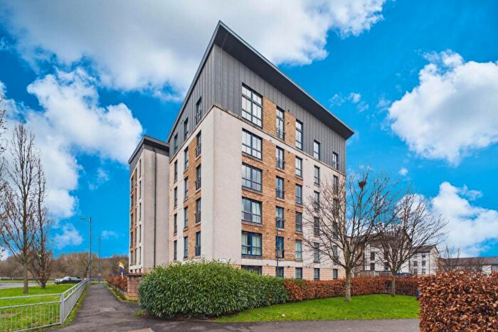 2 Bedroom Flat For Sale In Ritz Place, Oatlands, Glasgow, G5