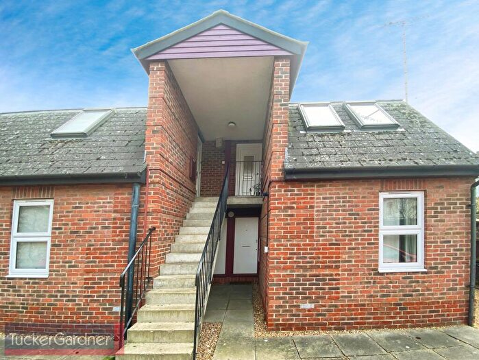 2 Bedroom Apartment To Rent In High Street, Chesterton, CB4