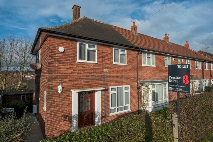 2 Bedroom End Of Terrace House To Rent In Brackenwood Drive, Leeds LS8